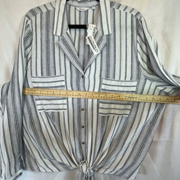 Reitmans Womens Blue and White Striped Linen Blend Button Up Top Size 2X - Picture 5 of 9